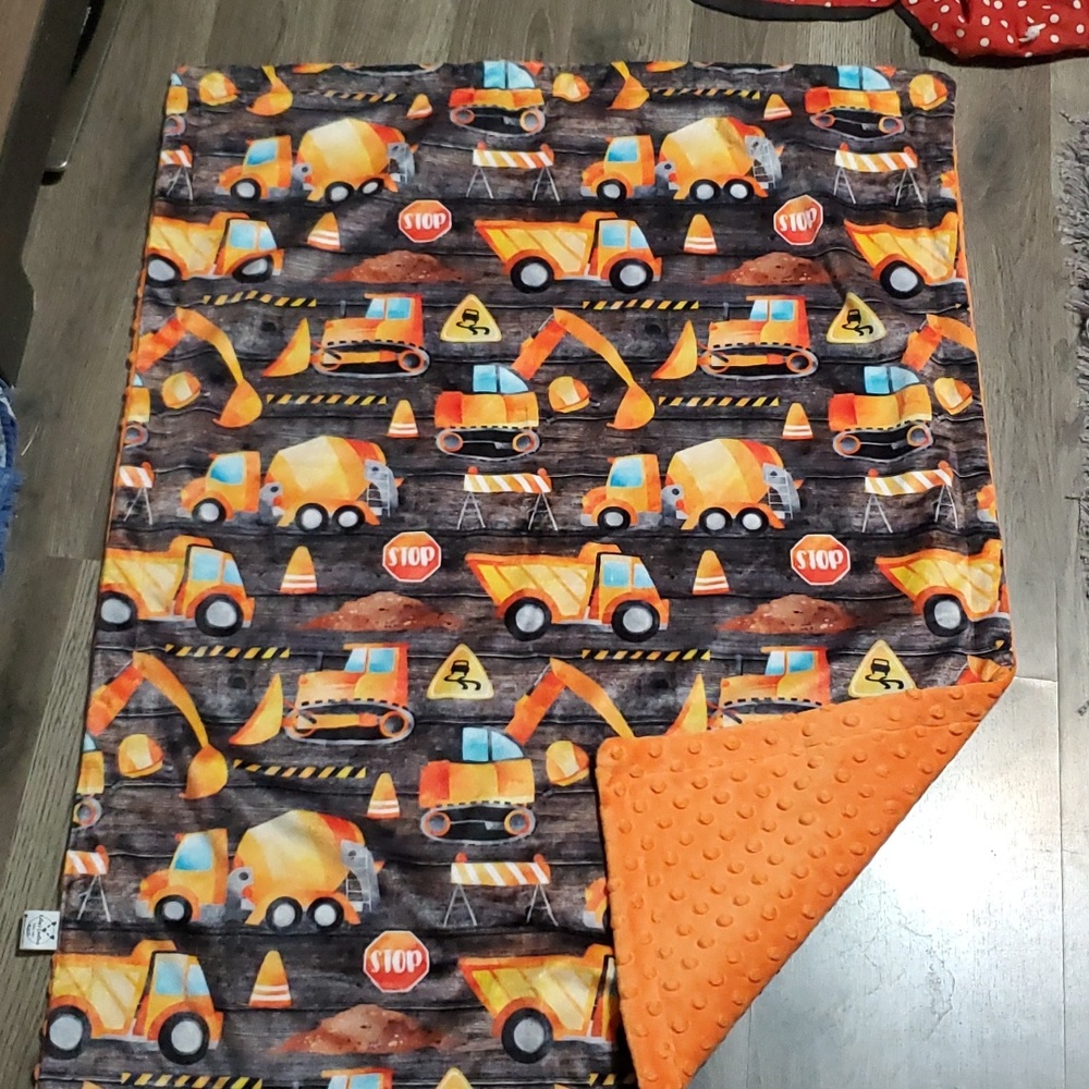Infant construction minky blanket